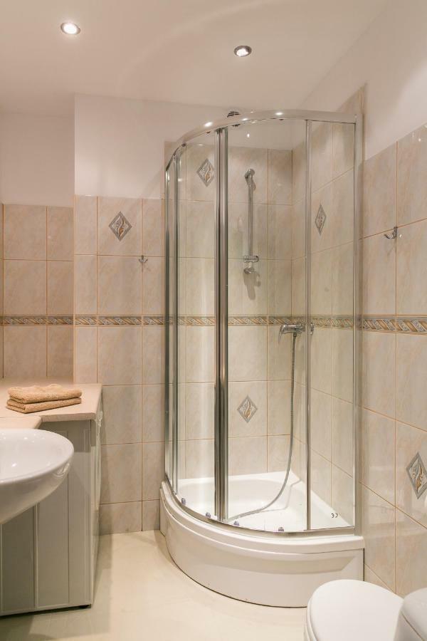 Apartament Rozbrat Apartman Varsó Kültér fotó